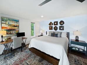 7 bedrooms, desk, iron/ironing board, free WiFi