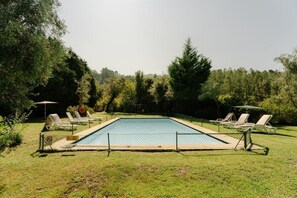 Outdoor pool - Quinta do Pomarinho - Quarto Twin Eras - by Rowdhouses 432668 (Arouca)