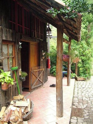 Family Cabin, 2 Bedrooms, Patio, Garden View - La Polcura Lodge Turismo (San Fernando)
