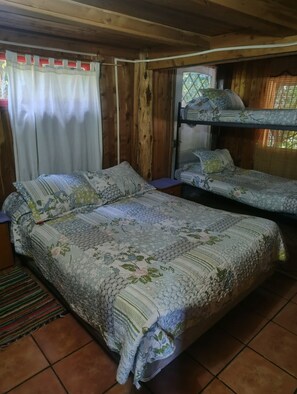 Family Cabin, 2 Bedrooms, Patio, Garden View | Laptop workspace, iron/ironing board, free WiFi, bed sheets - La Polcura Lodge Turismo (O'Higgins)