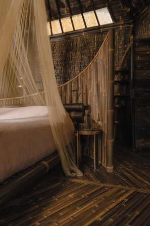 Deluxe Double Room, Balcony, Garden View
