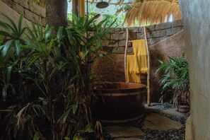 Familiekamer | Badkamer | Gratis toiletartikelen, badjassen, een bidet, handdoeken