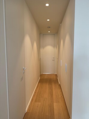 Apartment | 2 bedrooms - 100 Meter Beachfront Bliss Balcony Sea Views (Knokke-Heist)