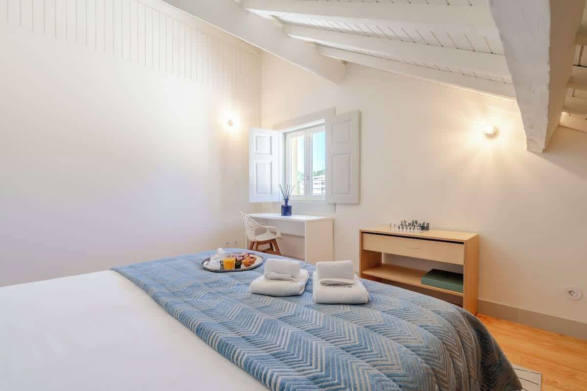 Strykejern/-brett, wi-fi (inkludert) og sengetøy