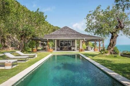 Element of 8 at Cape Laem Sor Estate by Elite Havens