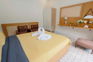 Villa, balcone, vista piscina | Vista dalla camera