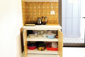 Villa, Balcony, Pool View | Private kitchen