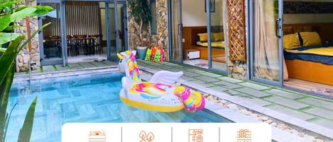 Indoor pool, outdoor pool