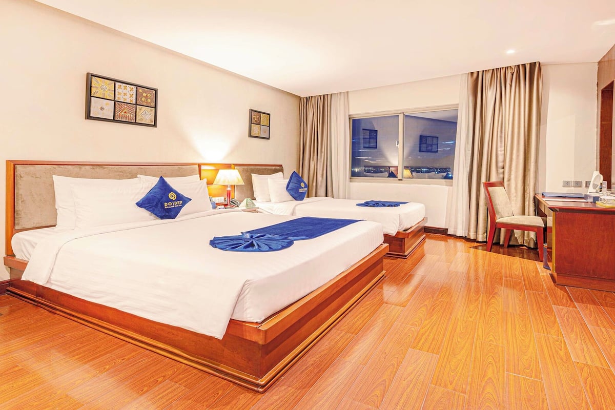 In-room safe, desk, laptop workspace, blackout curtains