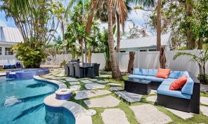 屋外ダイニングエリア