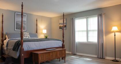 Charming 3-bedroom house with Lakeview in Orangeburg