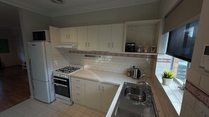 Microwave, oven, stovetop, dishwasher