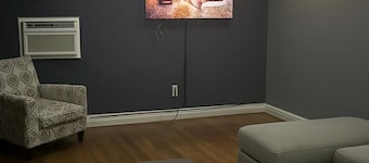 FOUR you! Ryder Cup rental. Cozy up!