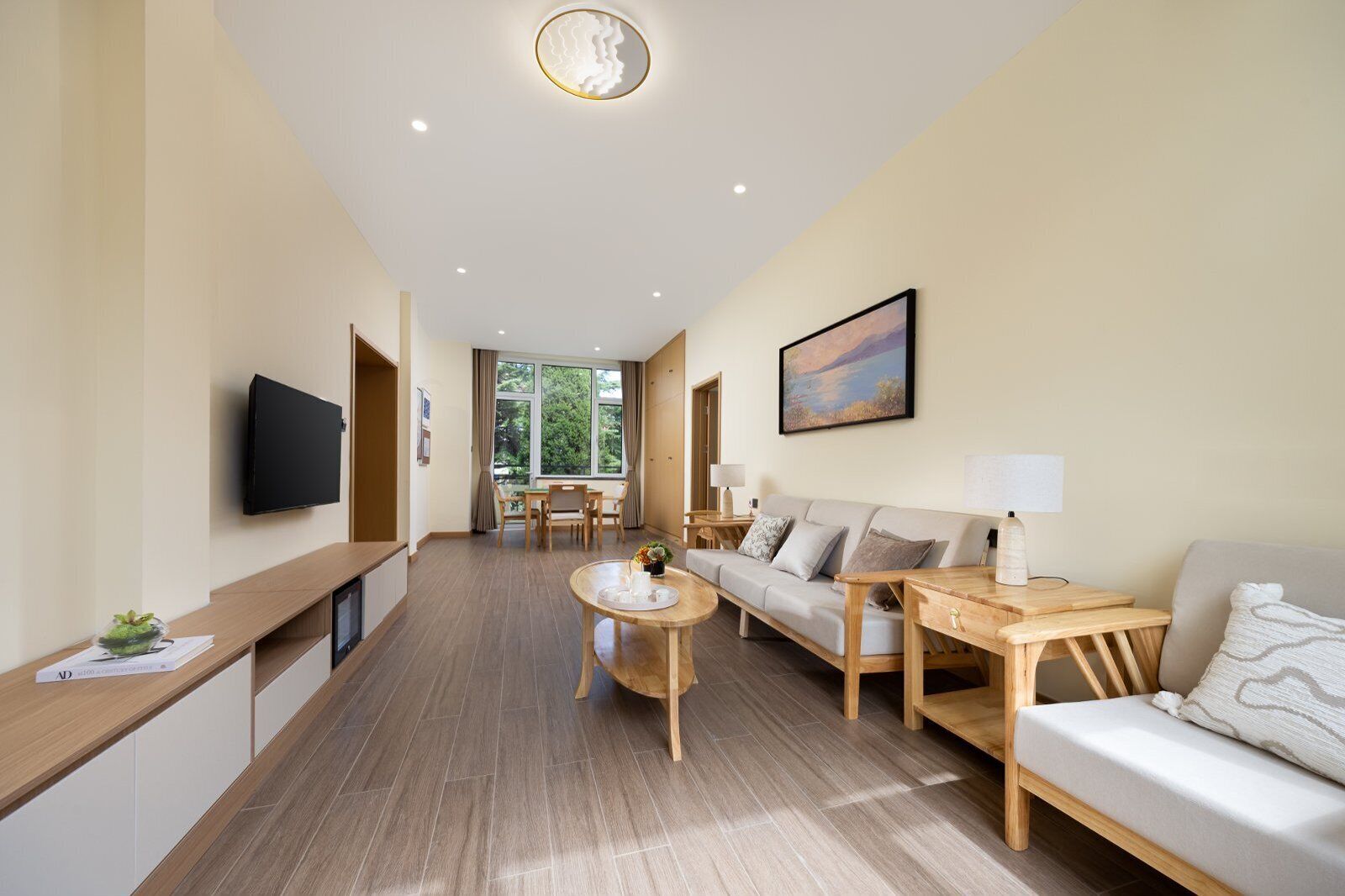 Family Studio, Roll-in Shower, Non Smoking | Down duvets, minibar, desk, laptop workspace