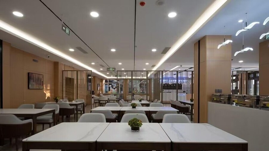 Qinhuangdao Beidaihe Yijing Hotel