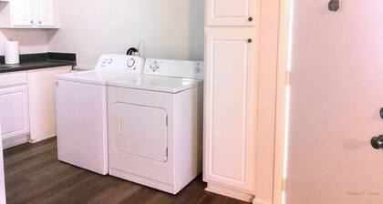 Wonderful Apartment in Hokie Nation!