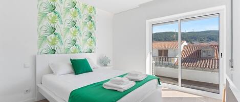 3 Schlafzimmer, Bügeleisen/Bügelbrett, Internetzugang, Bettwäsche