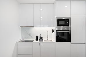 Fridge, microwave, oven, dishwasher