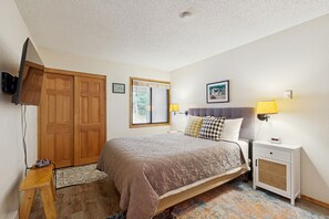 2 chambres, accès à Internet, literie fournie