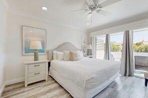 4 habitaciones, tabla de planchar con plancha, internet y ropa de cama 