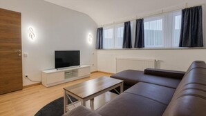 Uklassifisert bilde, 3 av 9, knapp
