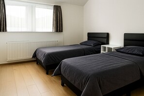 2 室のベッドルーム、WiFi、ベッドシーツ