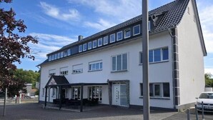 Uklassifisert bilde, 2 av 9, knapp
