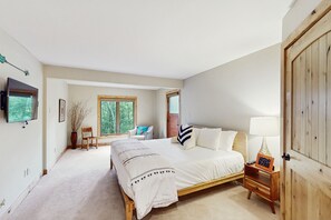 8 Schlafzimmer, Bügeleisen/Bügelbrett, Internetzugang, Bettwäsche