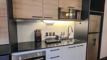 Microones, forn i placa de cuina