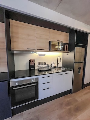 Microwave, oven, stovetop