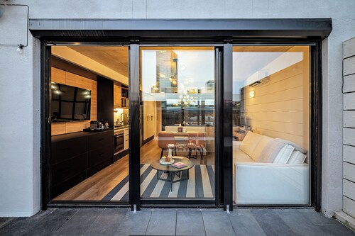 Carbon 76 | *New* Apartment in Pocitos - WTC Zone