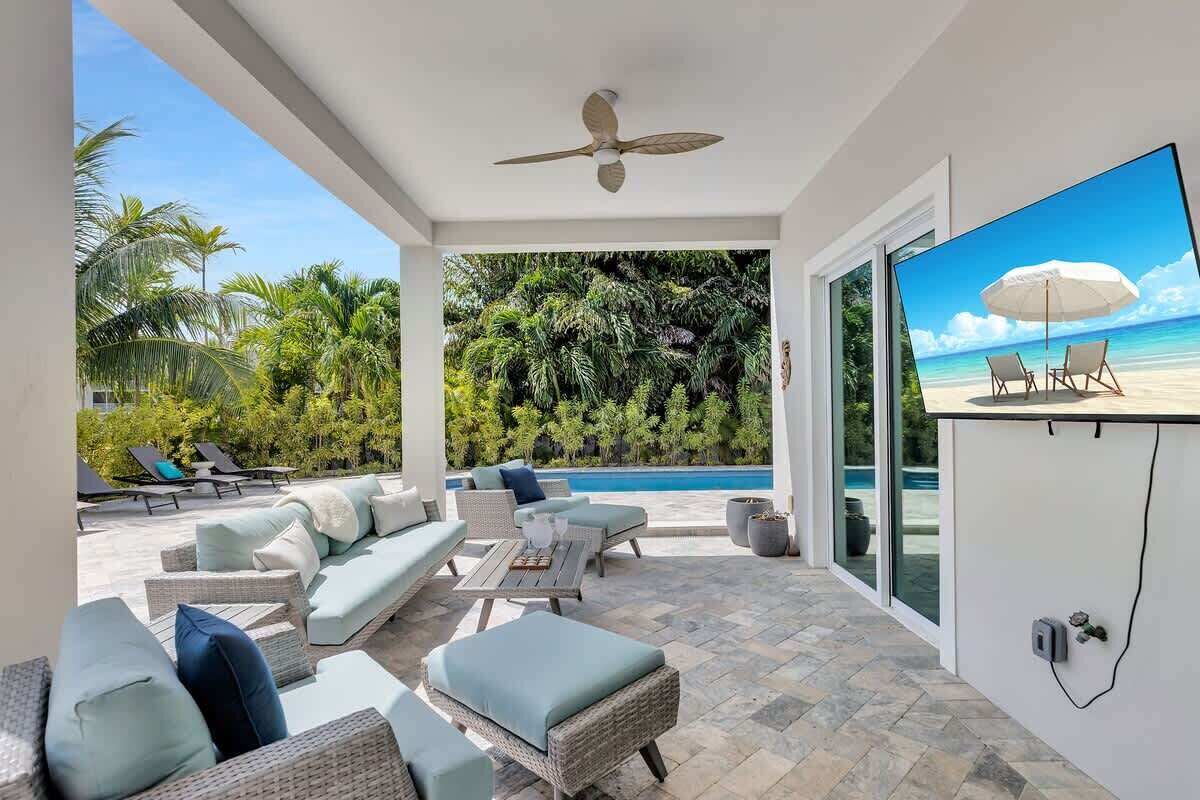 Smart TV, video games, table football, offices