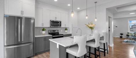 Microwave, oven, stovetop, dishwasher