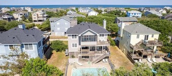 3min walk to beach! Dogs OK, Private Pool, Hot Tub