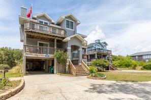 Exterior - 3min walk to beach! Dogs OK, Private Pool, Hot Tub (Corolla)