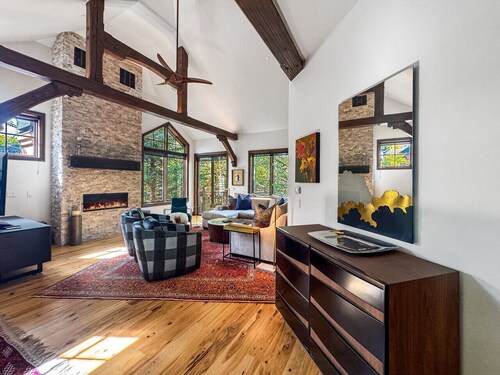 Ski In-Out, 4-Bedroom Penthouse - Arrowhead Village at Beaver Creek