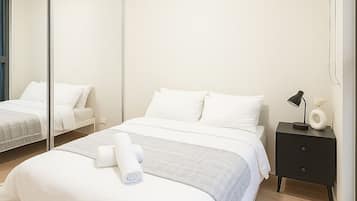 1 Schlafzimmer, Schreibtisch, Bügeleisen/Bügelbrett, WLAN