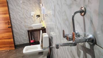 Perlengkapan kamar mandi ramah lingkungan