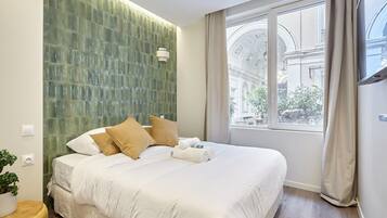 Apartment | 1 Schlafzimmer, laptopgeeigneter Arbeitsplatz, Bügeleisen/Bügelbrett