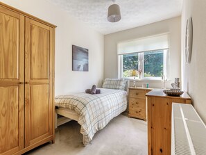 Unclassified image, 4 of 11, button