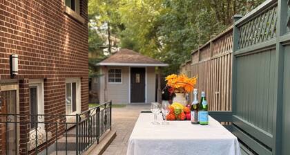 Big family friendly house close to Toronto and YYZ with perfect bbq backyard