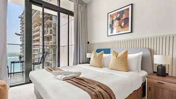 1 bedroom, desk, iron/ironing board, WiFi