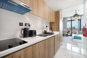 Microwave, oven, stovetop, coffee/tea maker