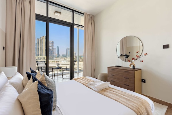 1 chambre, bureau, fer et planche à repasser, Wi-Fi