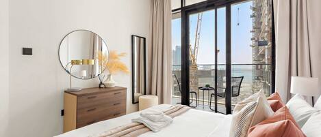 1 chambre, bureau, fer et planche à repasser, Wi-Fi