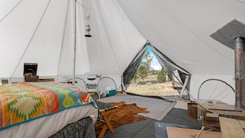 Travel crib, bed sheets