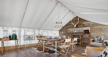Family Bell Tent with 1 Queen + 2 Twin Beds