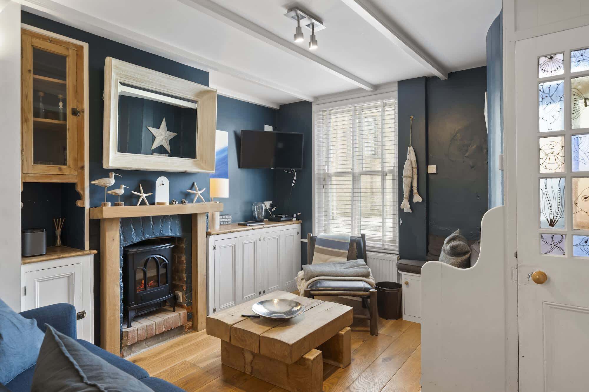 Téléviseur, lecteur de DVD, chaîne audio