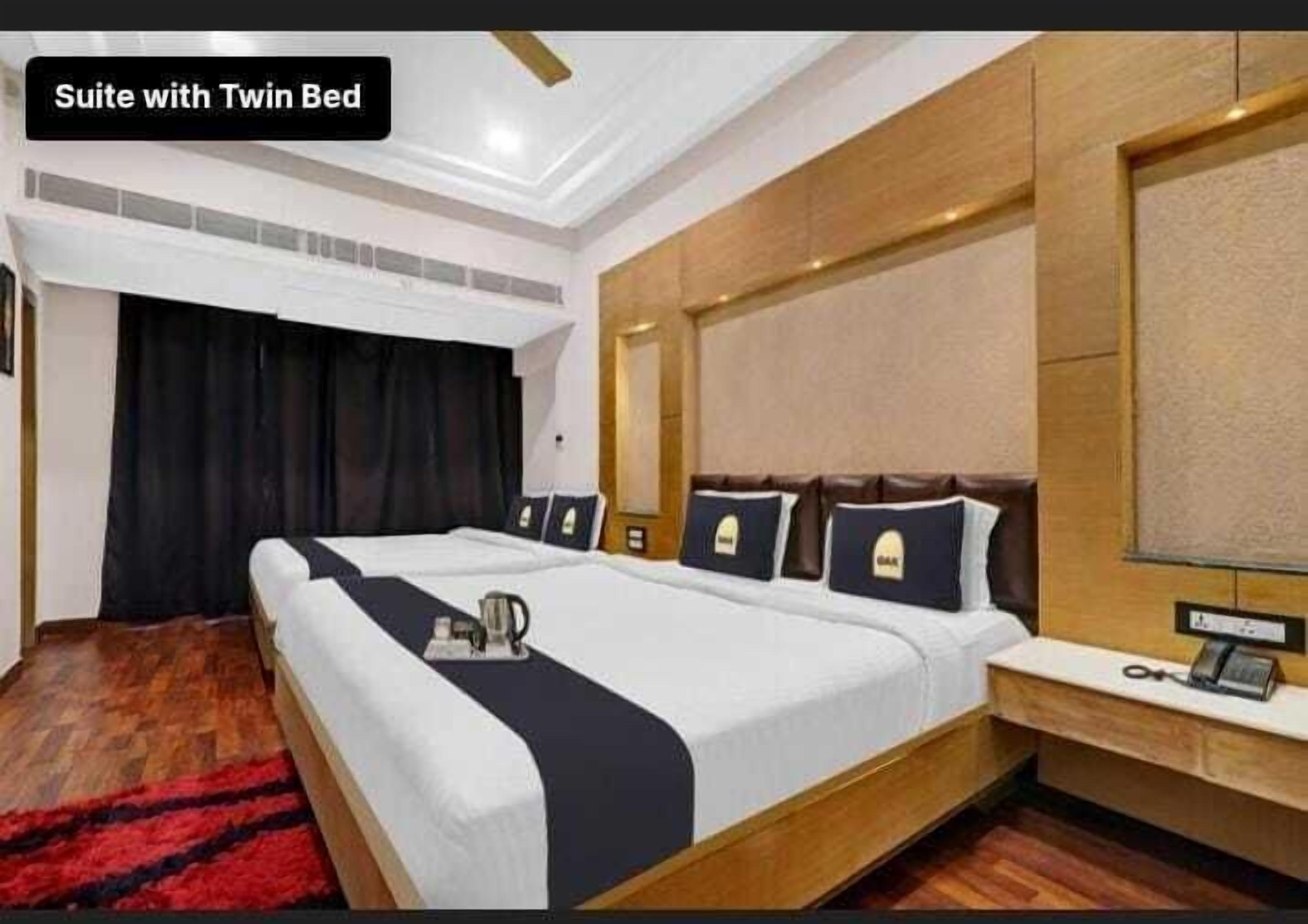 Deluxe Room | Desk, free WiFi, bed sheets