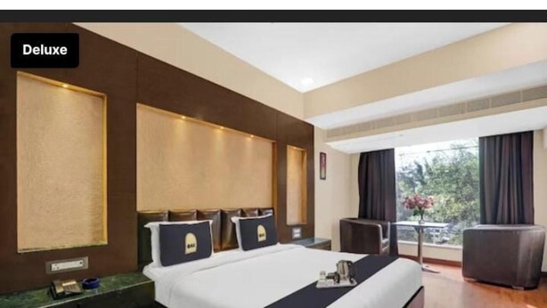 Desk, WiFi (free), bed sheets